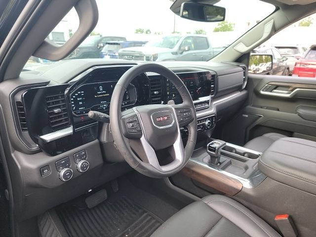 Used 2025 GMC Sierra 1500 SLT w/ SLT Premium Package AWD/4WD image 10