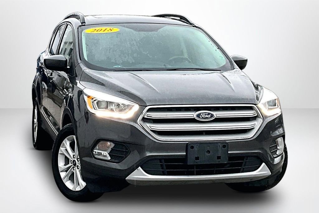 Used 2018 Ford Escape SEL w/ Canadian Touring Package AWD/4WD image 3