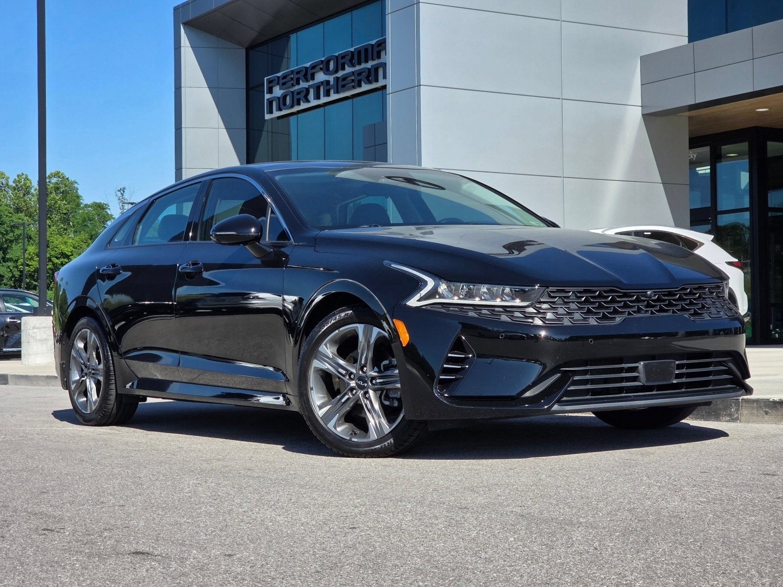 Used 2023 Kia K5 EX w/ EX Premium Package FWD image 2