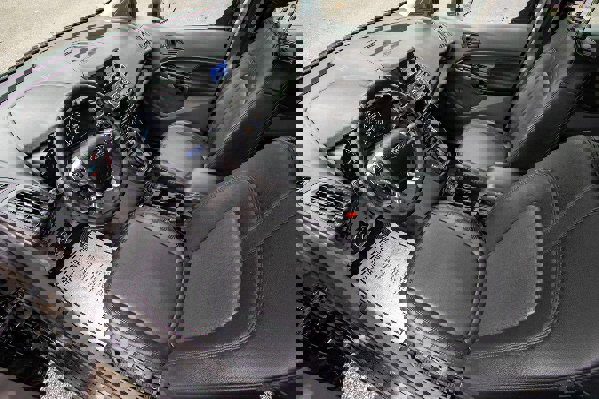 Used 2023 Ford Transit Connect XL image 11