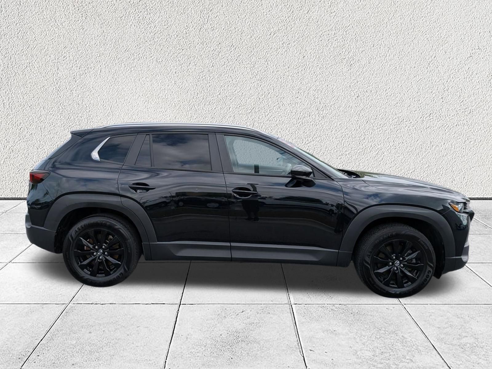 Used 2025 MAZDA CX-50 AWD 2.5 S w/ Select Package image 2