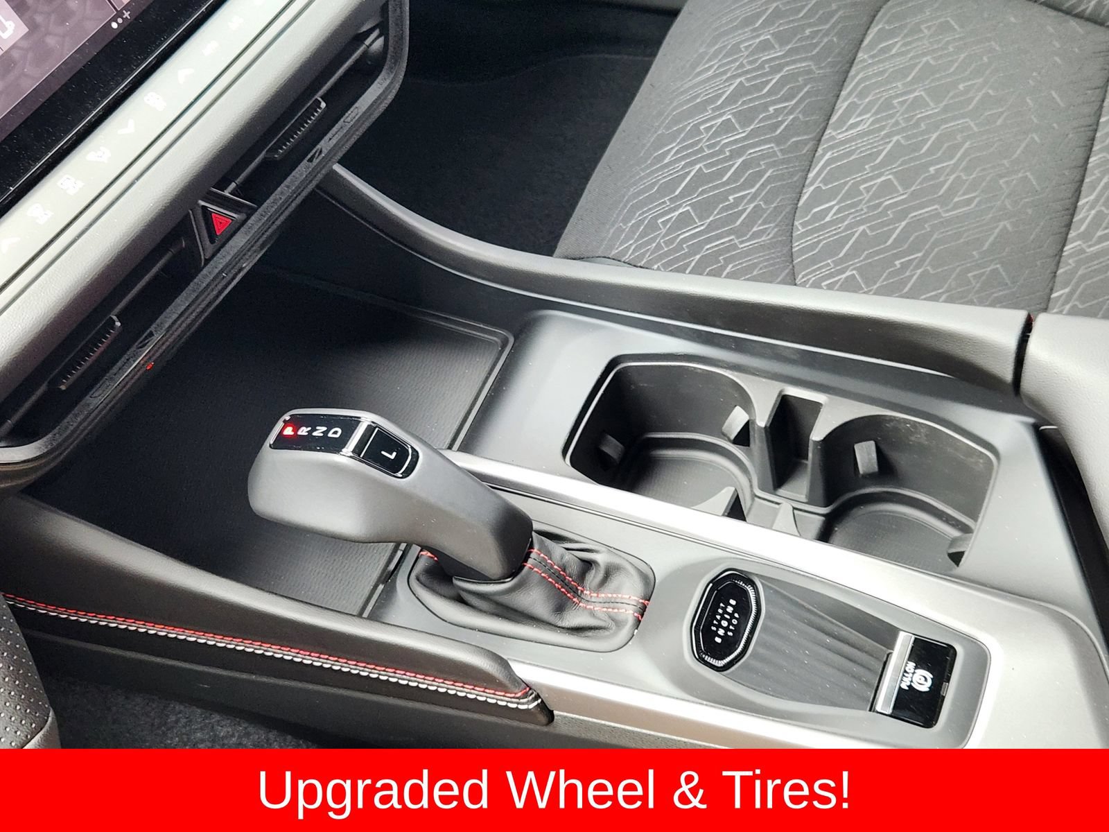 New 2026 Dodge Charger R/T w/ Driver Convenience Group AWD/4WD image 29