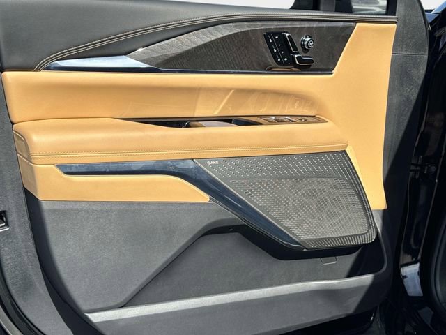 Used 2025 Cadillac Escalade IQ Sport 2 image 15