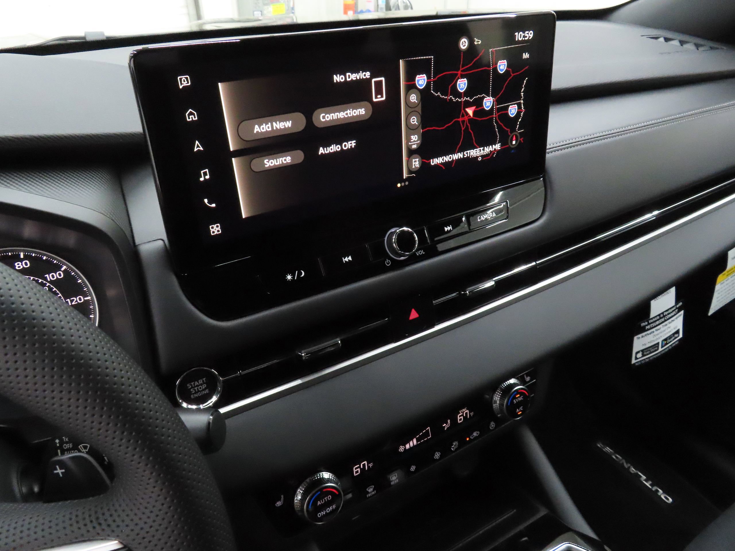 New 2026 Mitsubishi Outlander LE image 16