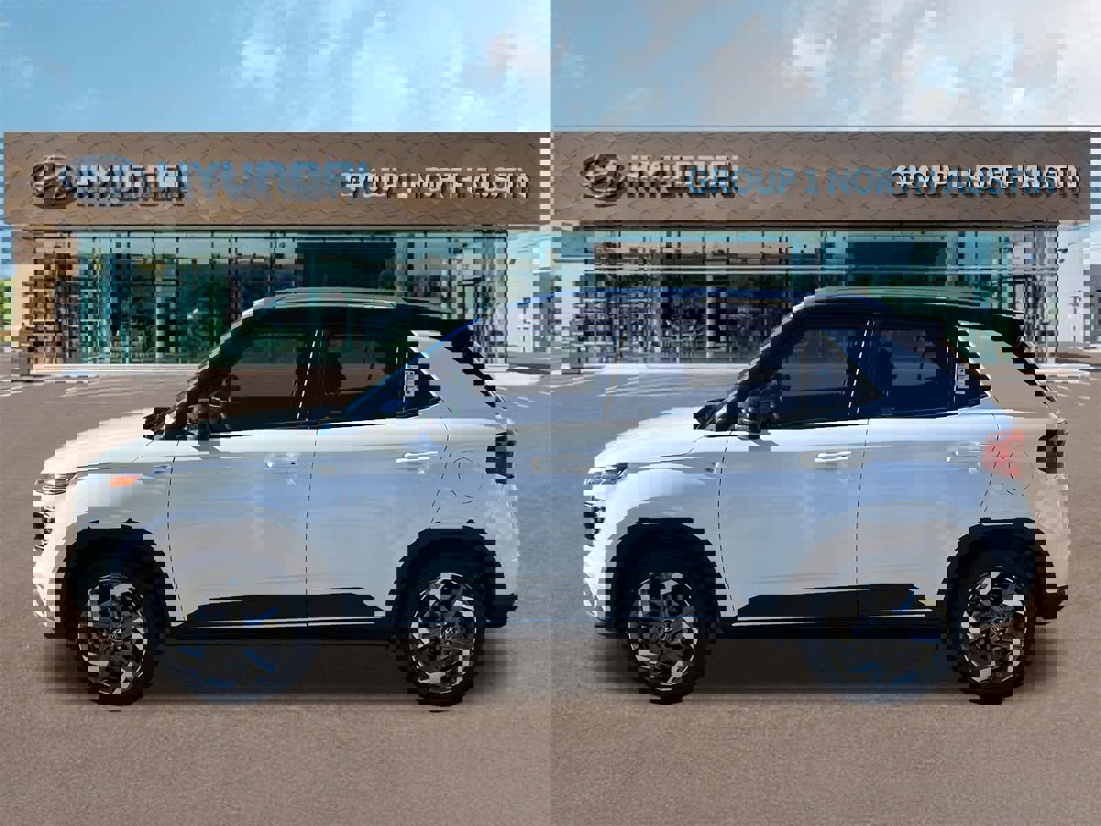 Used 2025 Hyundai Venue Limited image 8