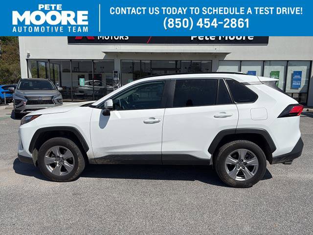 Used 2025 Toyota RAV4 XLE AWD/4WD image 1