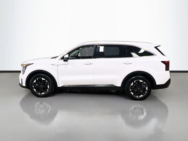 Used 2024 Kia Sorento S w/ Panoramic Sunroof Package image 4