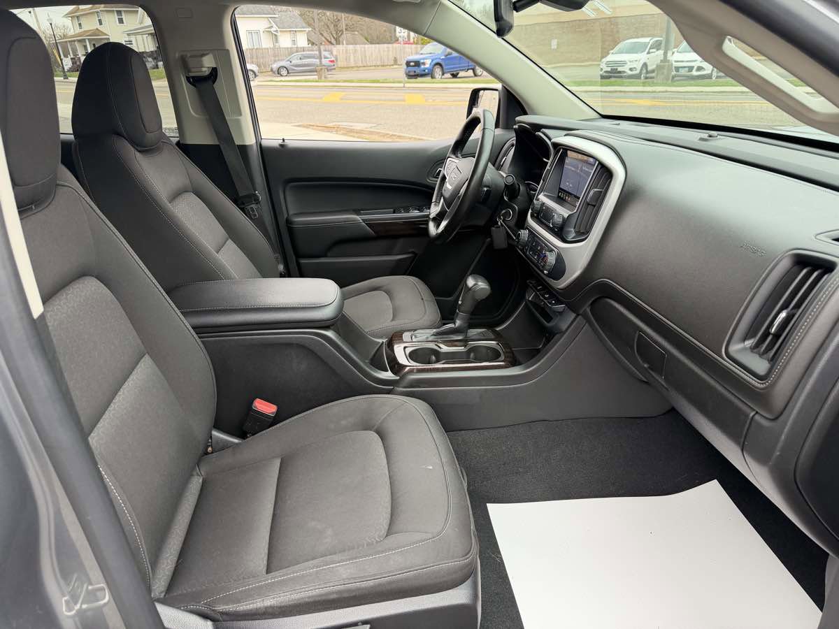 Used 2019 GMC Canyon SLE w/ Elevation Edition image 22