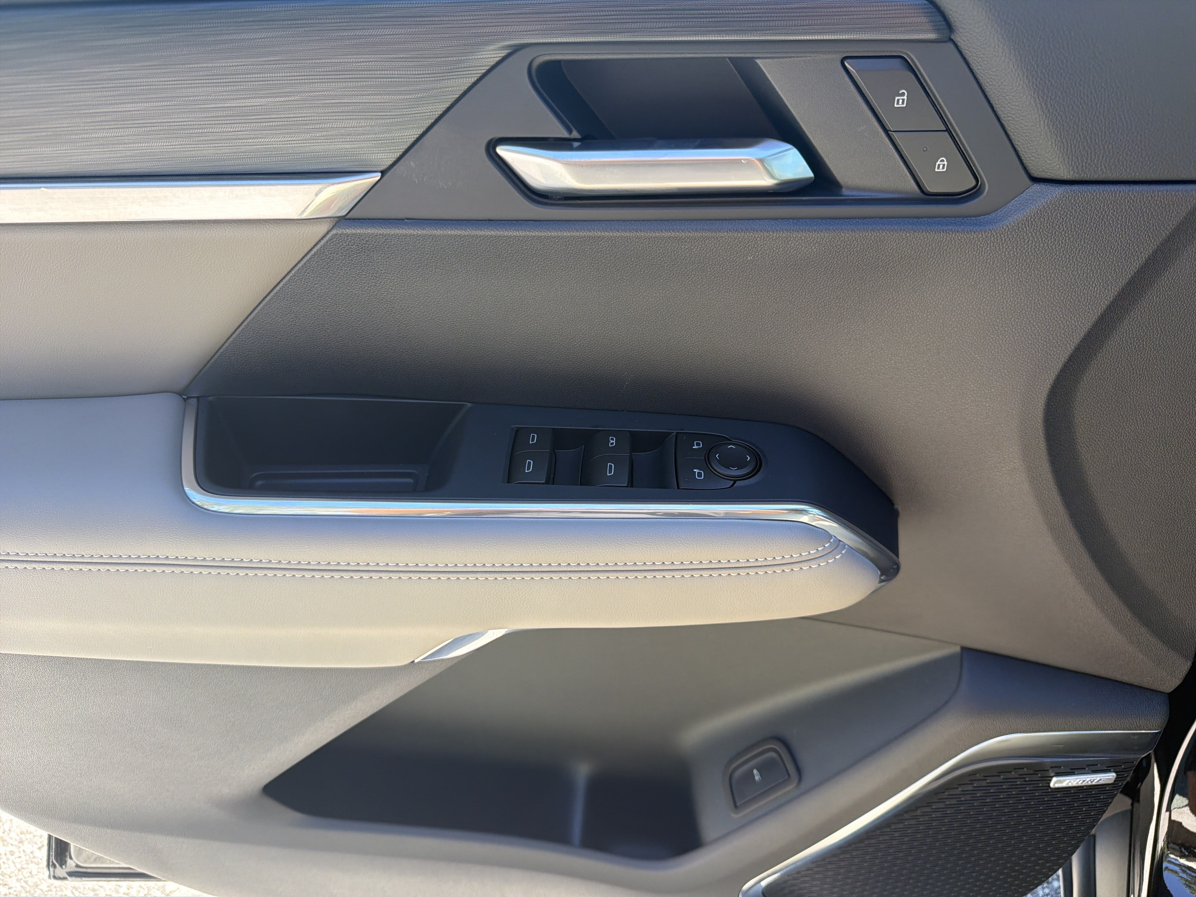 New 2027 GMC Acadia Elevation w/ Black Edition FWD image 11