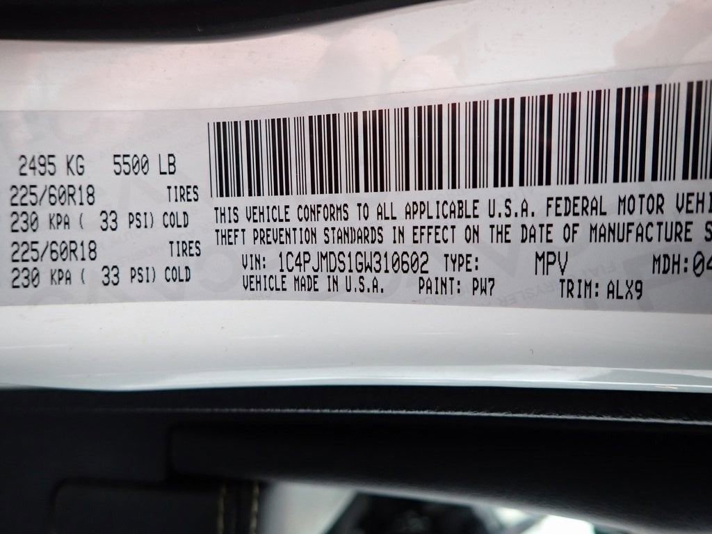 Used 2016 Jeep Cherokee Limited image 38