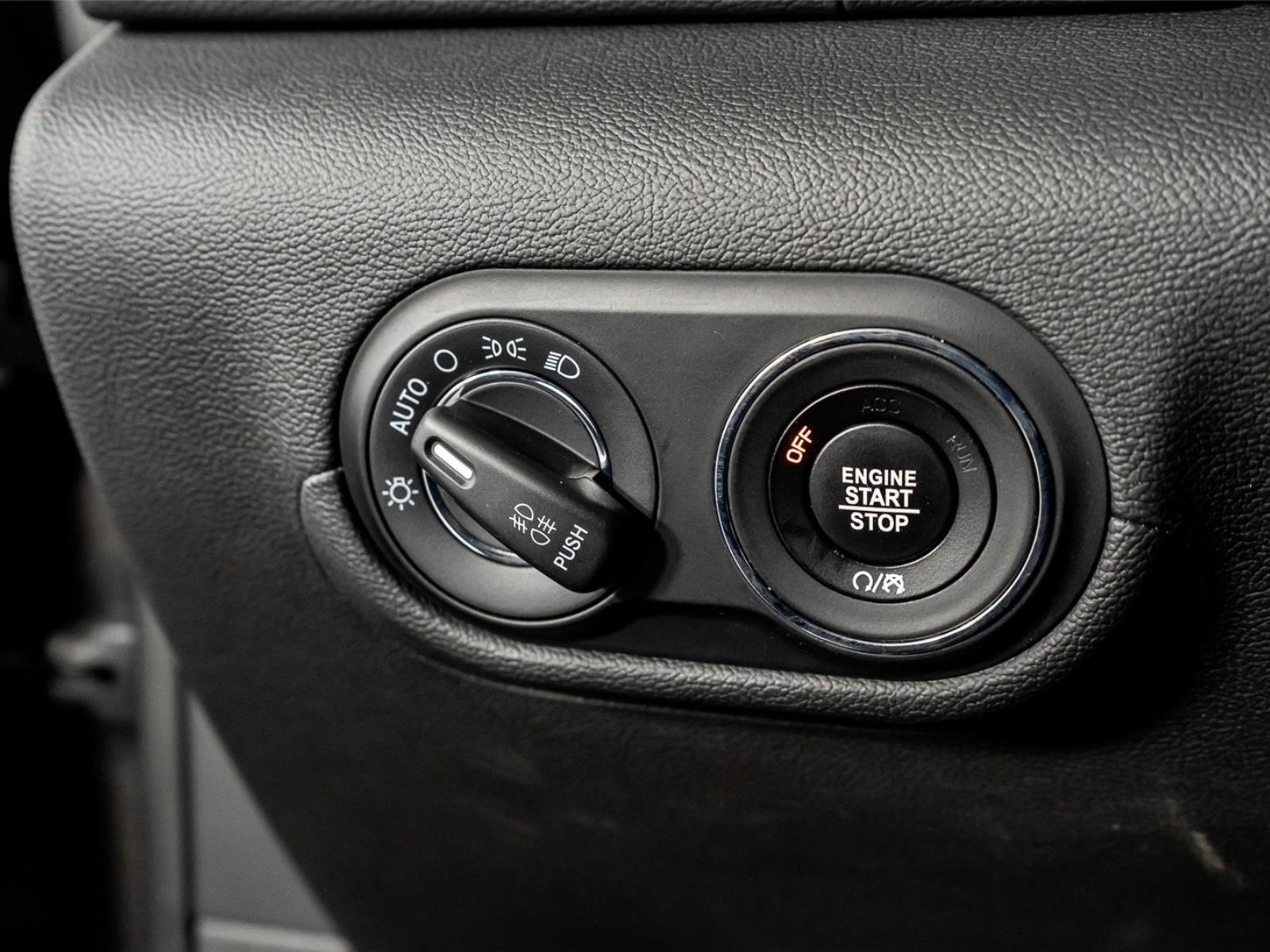 Used 2022 Maserati Levante GT image 45