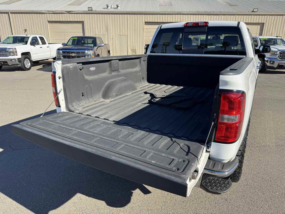 Used 2015 GMC Sierra 1500 SLT w/ SLT Crew Cab Value Package image 11