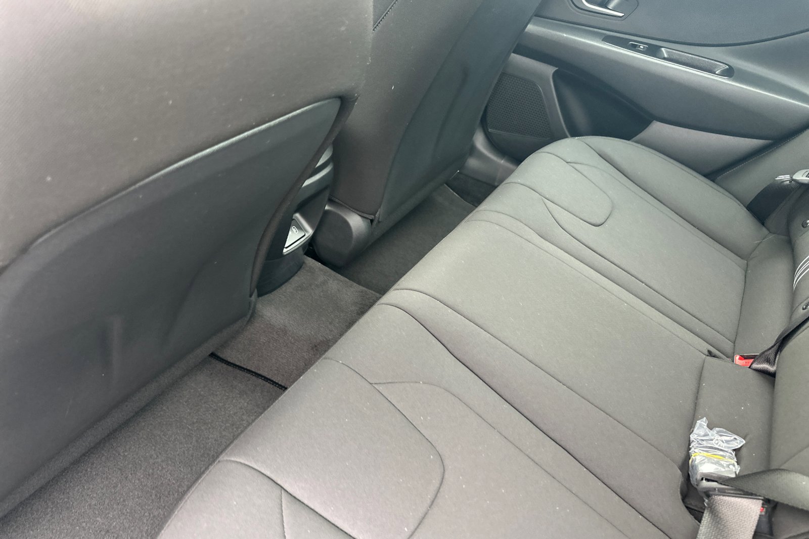 New 2026 Hyundai Elantra Blue FWD image 12