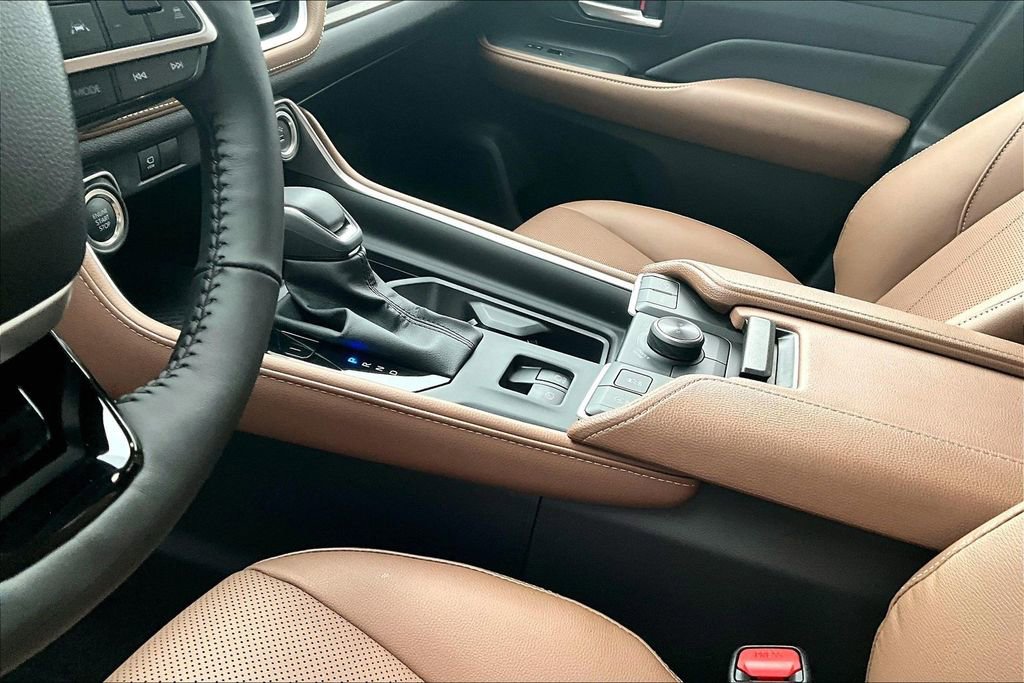 Used 2026 Toyota Grand Highlander Platinum image 16