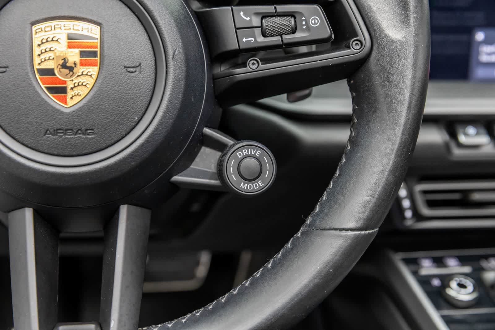 Used 2020 Porsche 911 Carrera RWD image 35