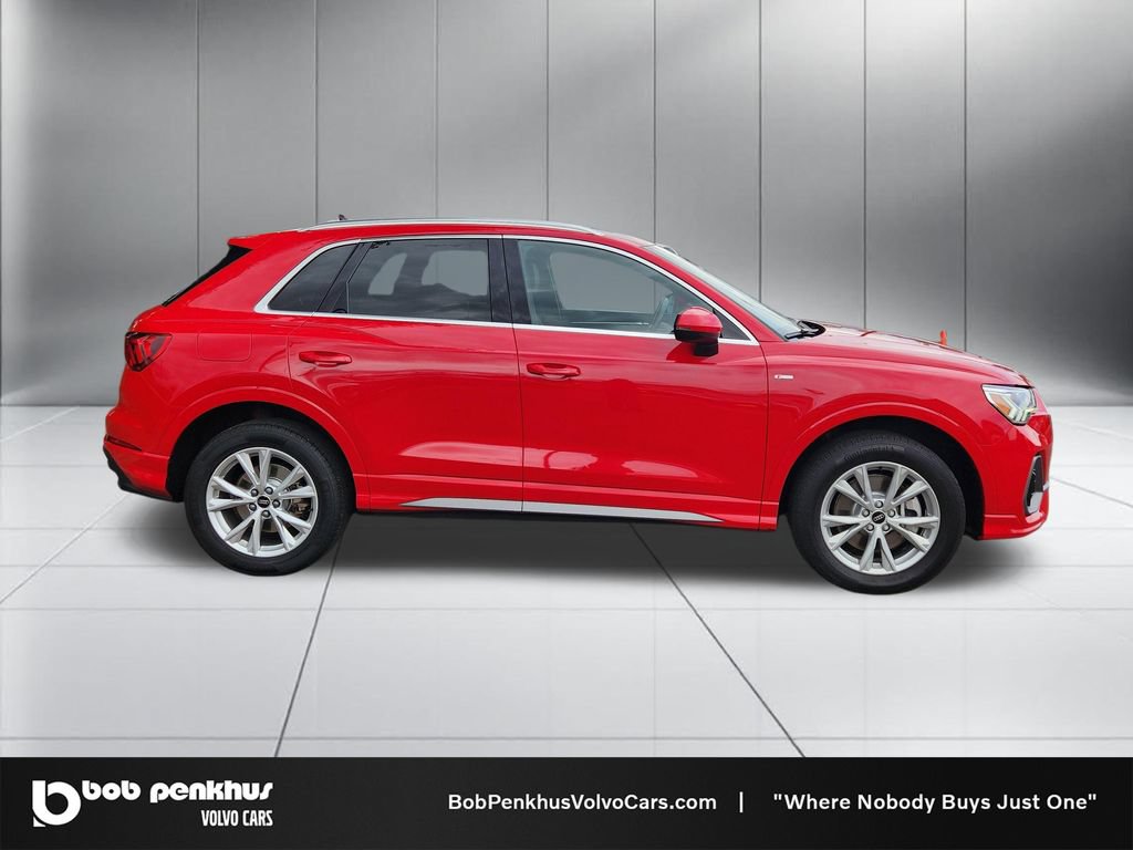 Used 2024 Audi Q3 2.0T Premium AWD/4WD image 24