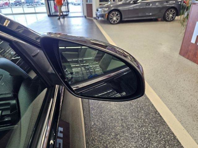 Used 2013 Toyota Camry XLE FWD image 36