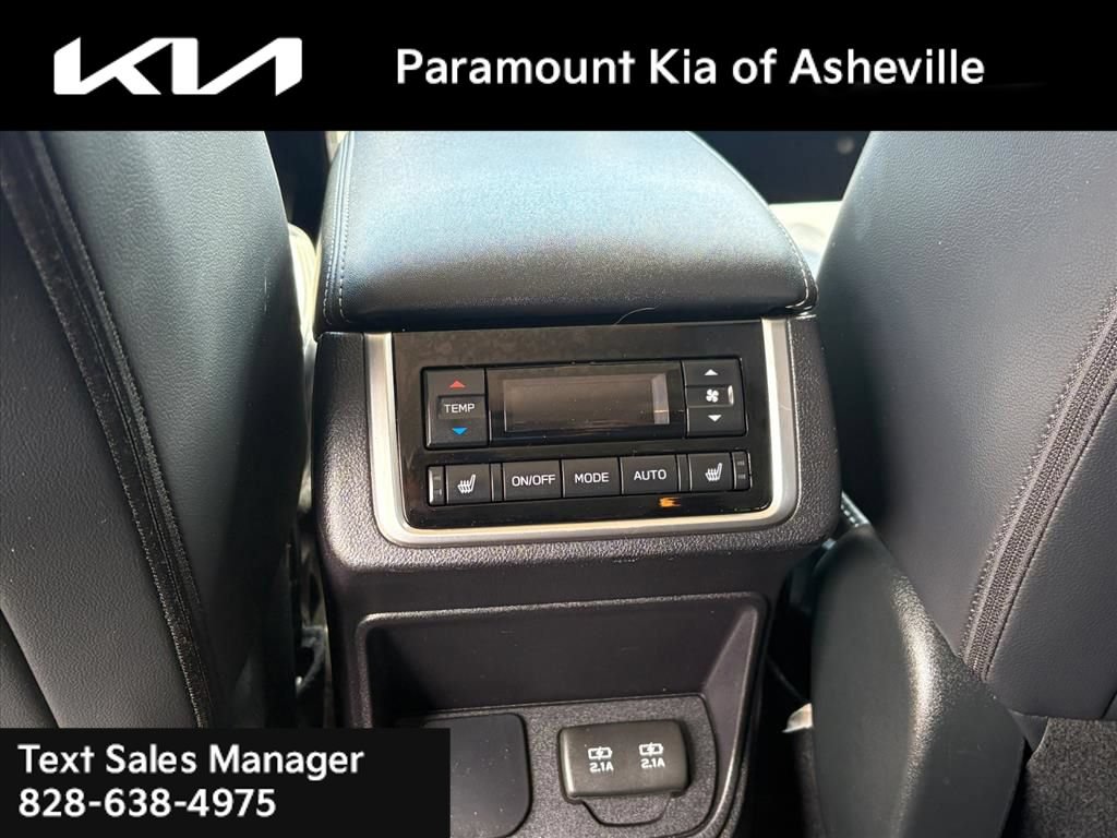 Used 2022 Subaru Ascent Limited AWD/4WD image 23