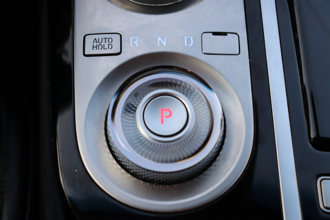Used 2023 Genesis G80 2.5T image 37