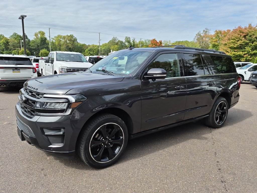 Certified 2023 Ford Expedition Max Limited AWD/4WD image 2