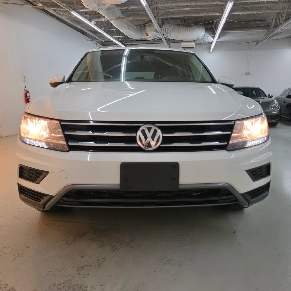 Used 2022 Volkswagen Tiguan SE FWD image 9
