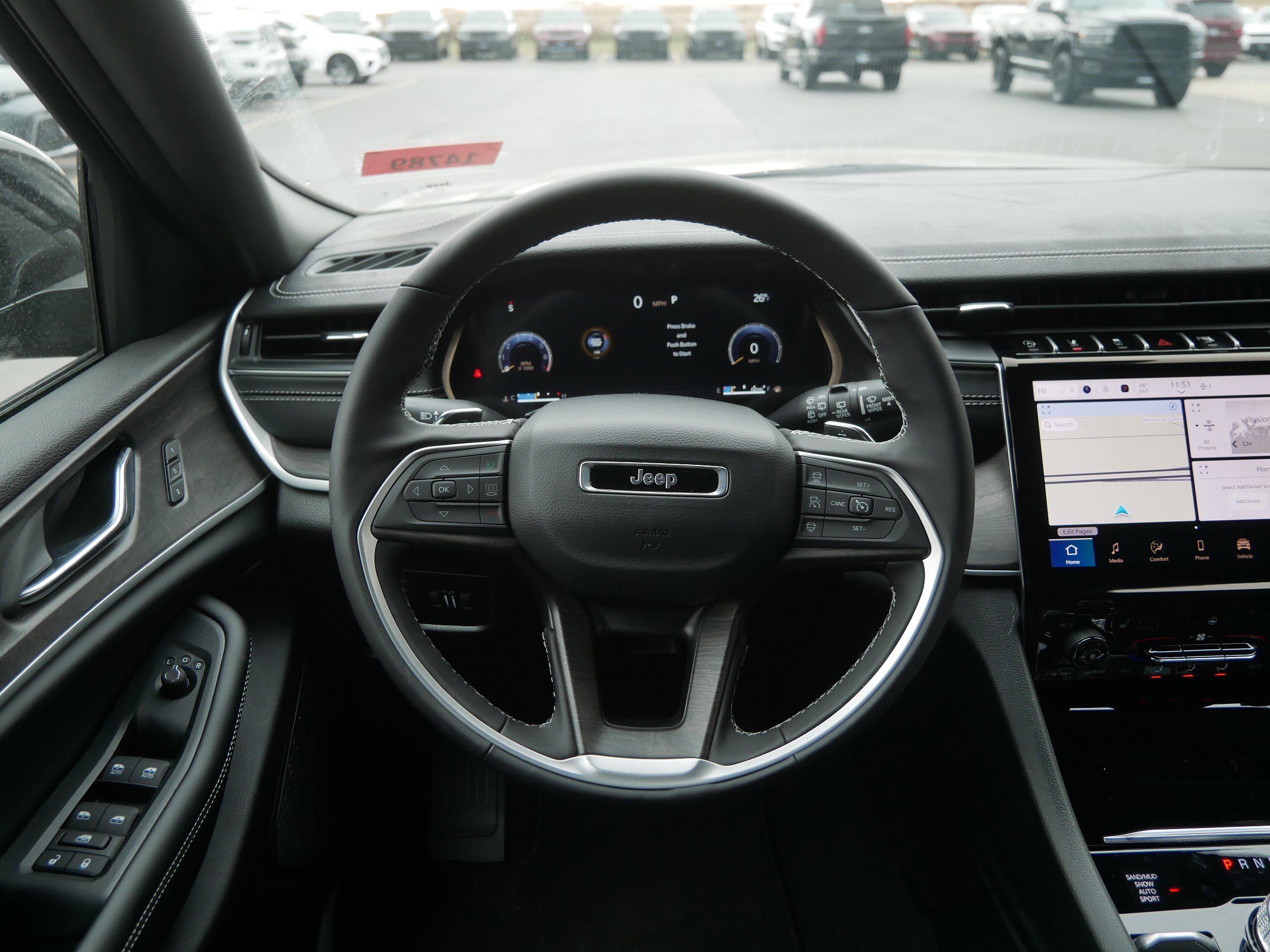 New 2025 Jeep Grand Cherokee Limited image 11