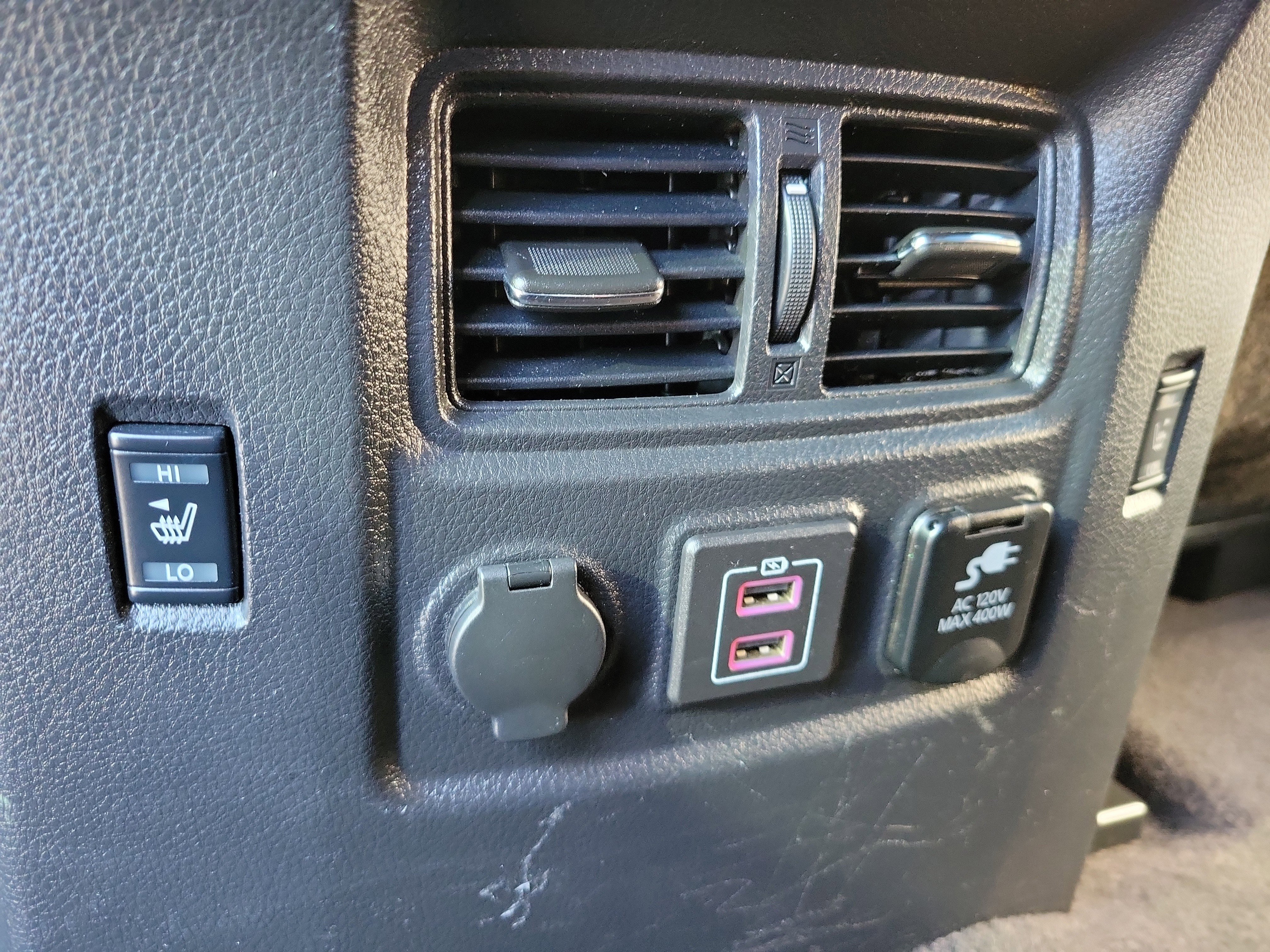 Used 2021 Nissan Titan Platinum Reserve w/ Moonroof Package image 20