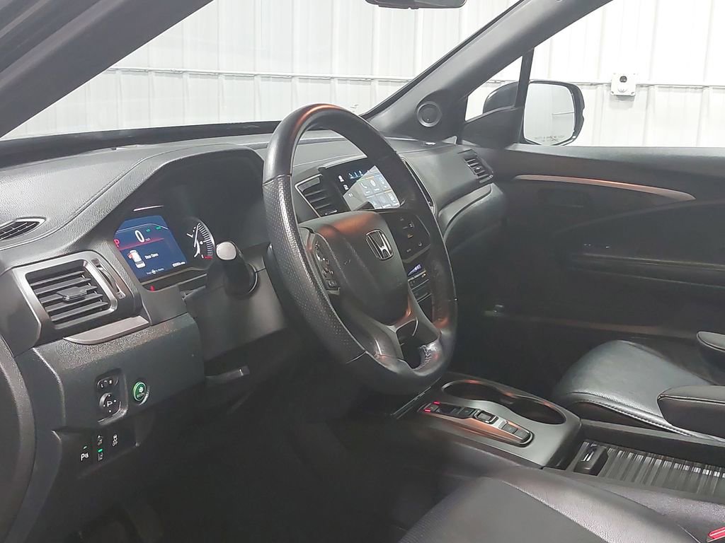 Used 2023 Honda Passport EX-L image 17