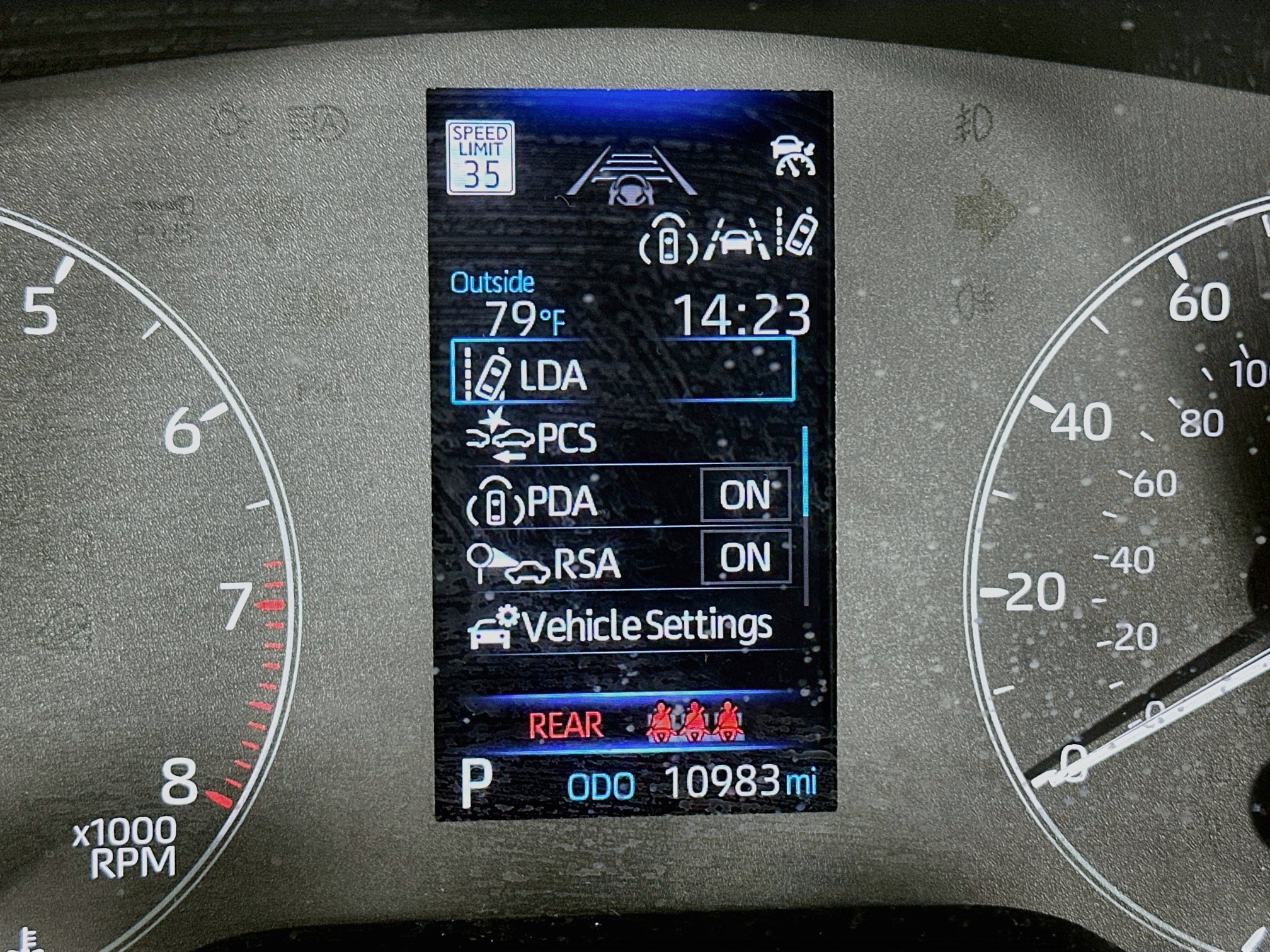 Used 2025 Toyota Corolla Cross L FWD image 19