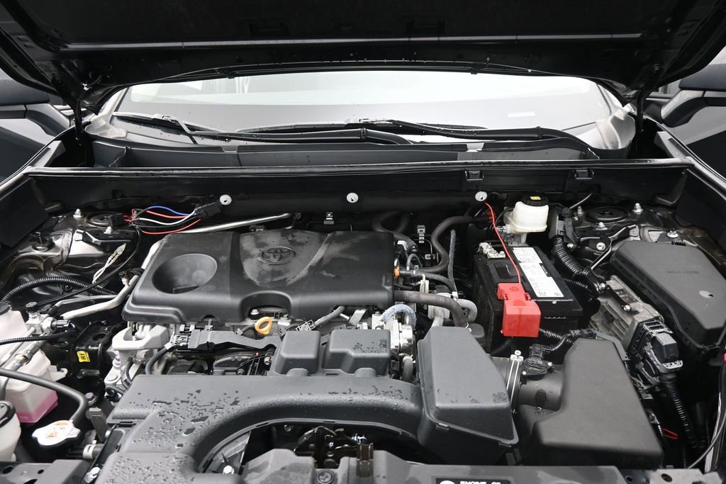 Used 2023 Toyota RAV4 LE FWD image 23
