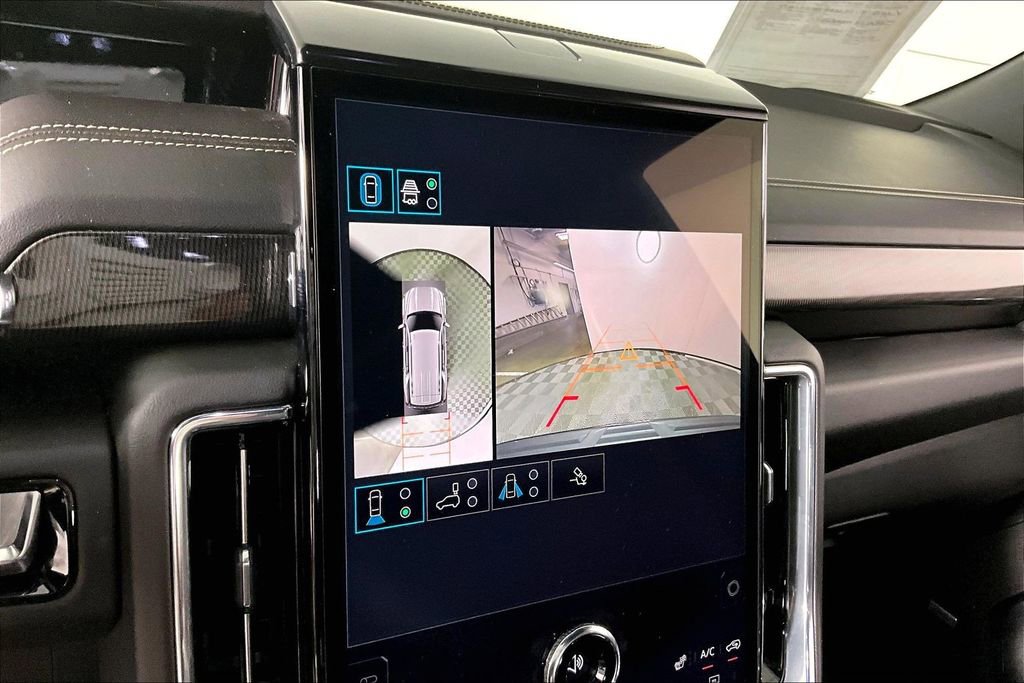 Used 2025 GMC Yukon Elevation RWD image 13