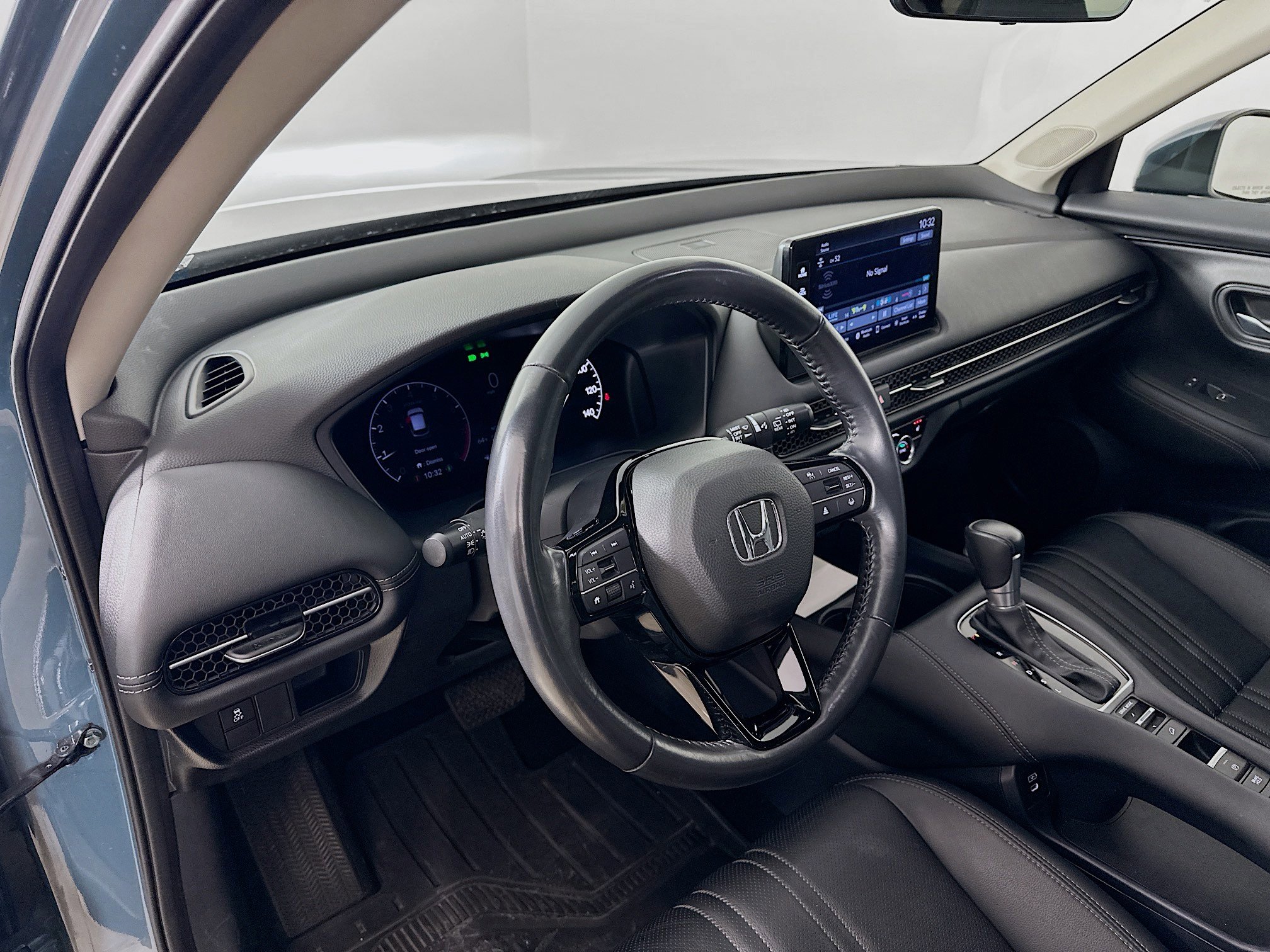 Used 2024 Honda HR-V EX-L image 10