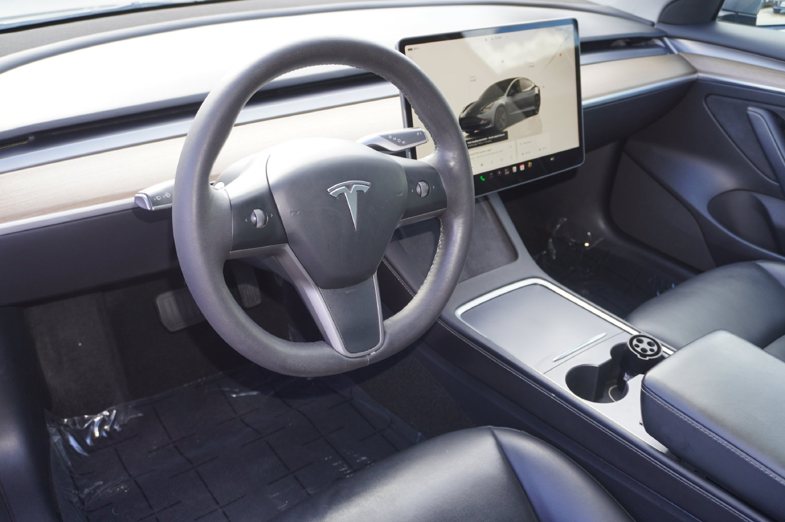 Used 2023 Tesla Model 3 Standard Range RWD image 10