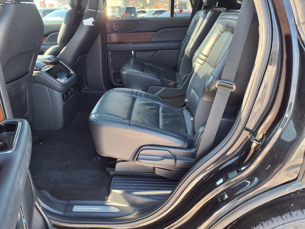 Used 2024 Lincoln Navigator Reserve image 21