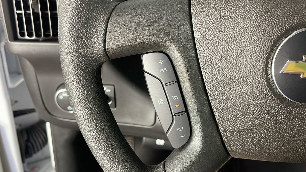 New 2025 Chevrolet Express 2500 Extended w/ Communications Package image 27