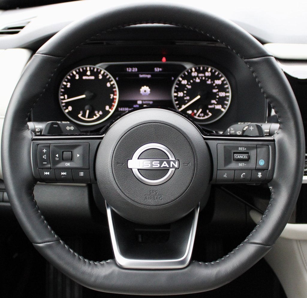 Certified 2024 Nissan Pathfinder SL image 32