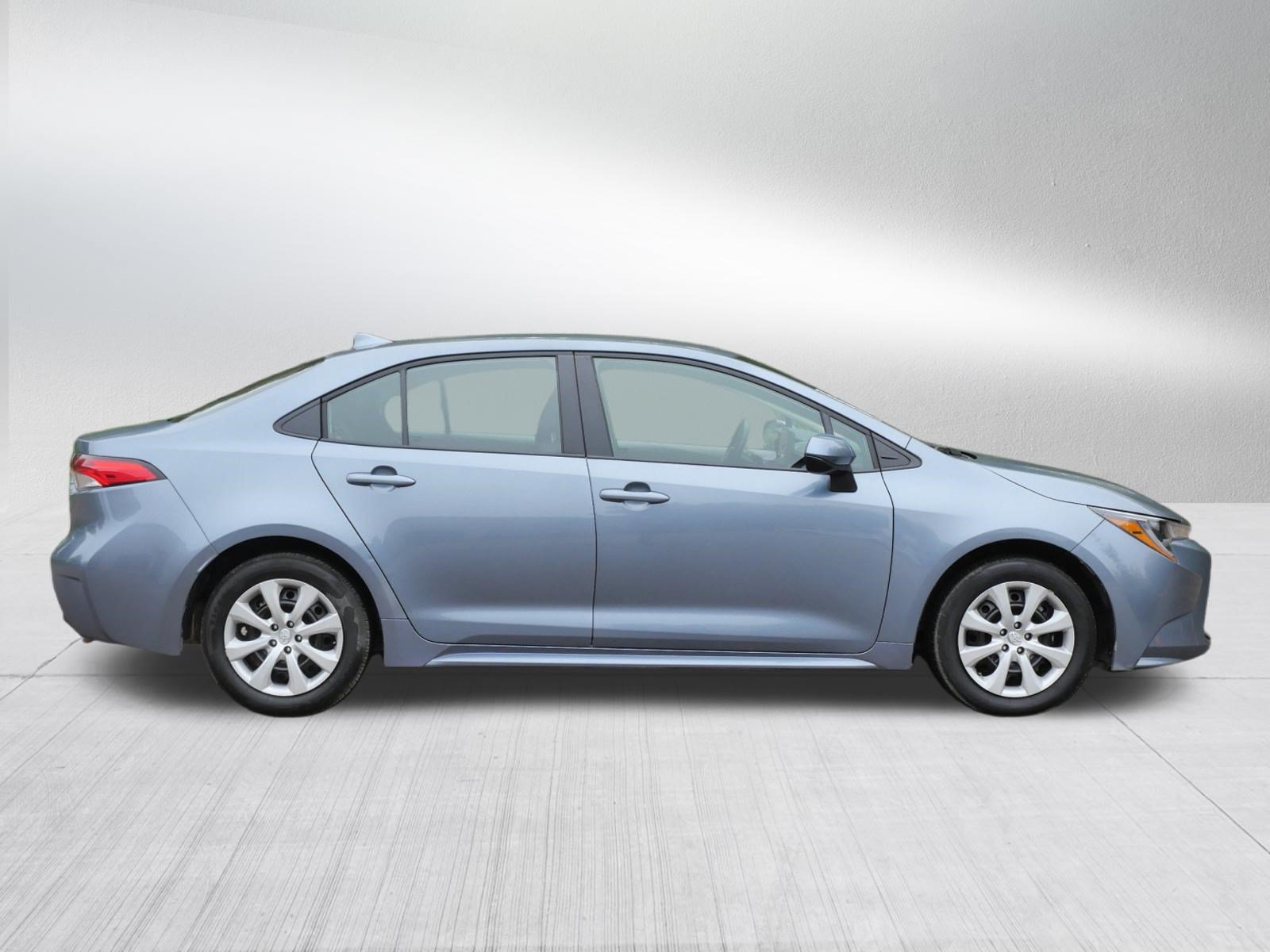 Certified 2025 Toyota Corolla LE FWD image 9