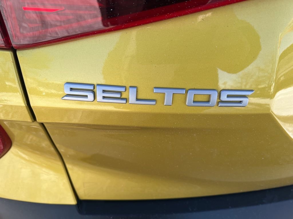 Certified 2023 Kia Seltos Nightfall Edition image 34