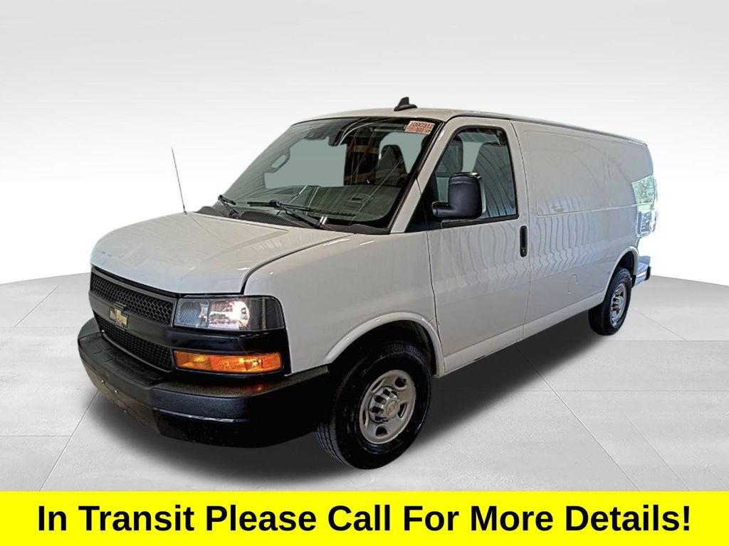 Used 2020 Chevrolet Express 2500 RWD image 3