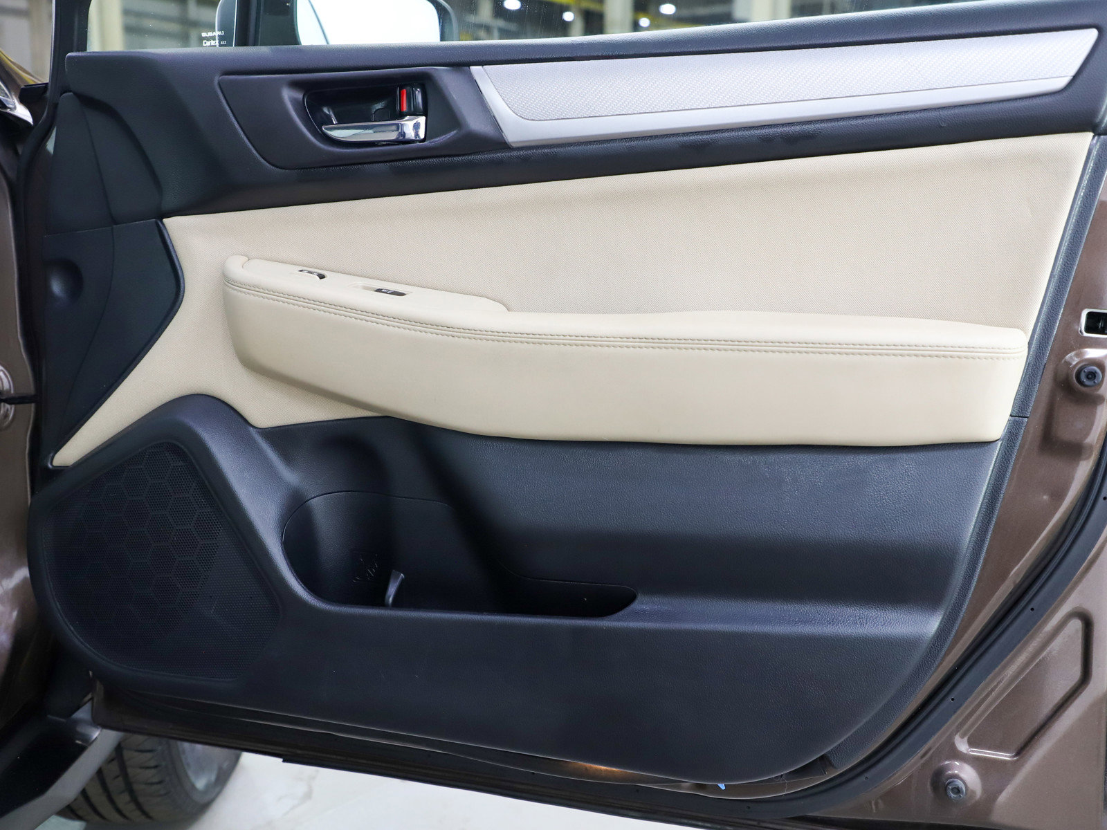 Used 2019 Subaru Outback 2.5i Premium AWD/4WD image 9