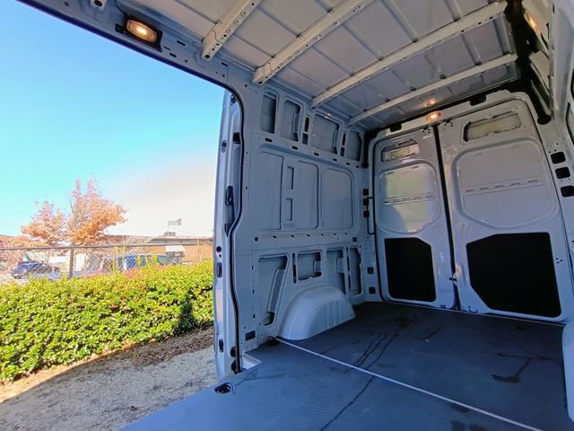 Used 2025 Mercedes-Benz Sprinter 2500 image 79
