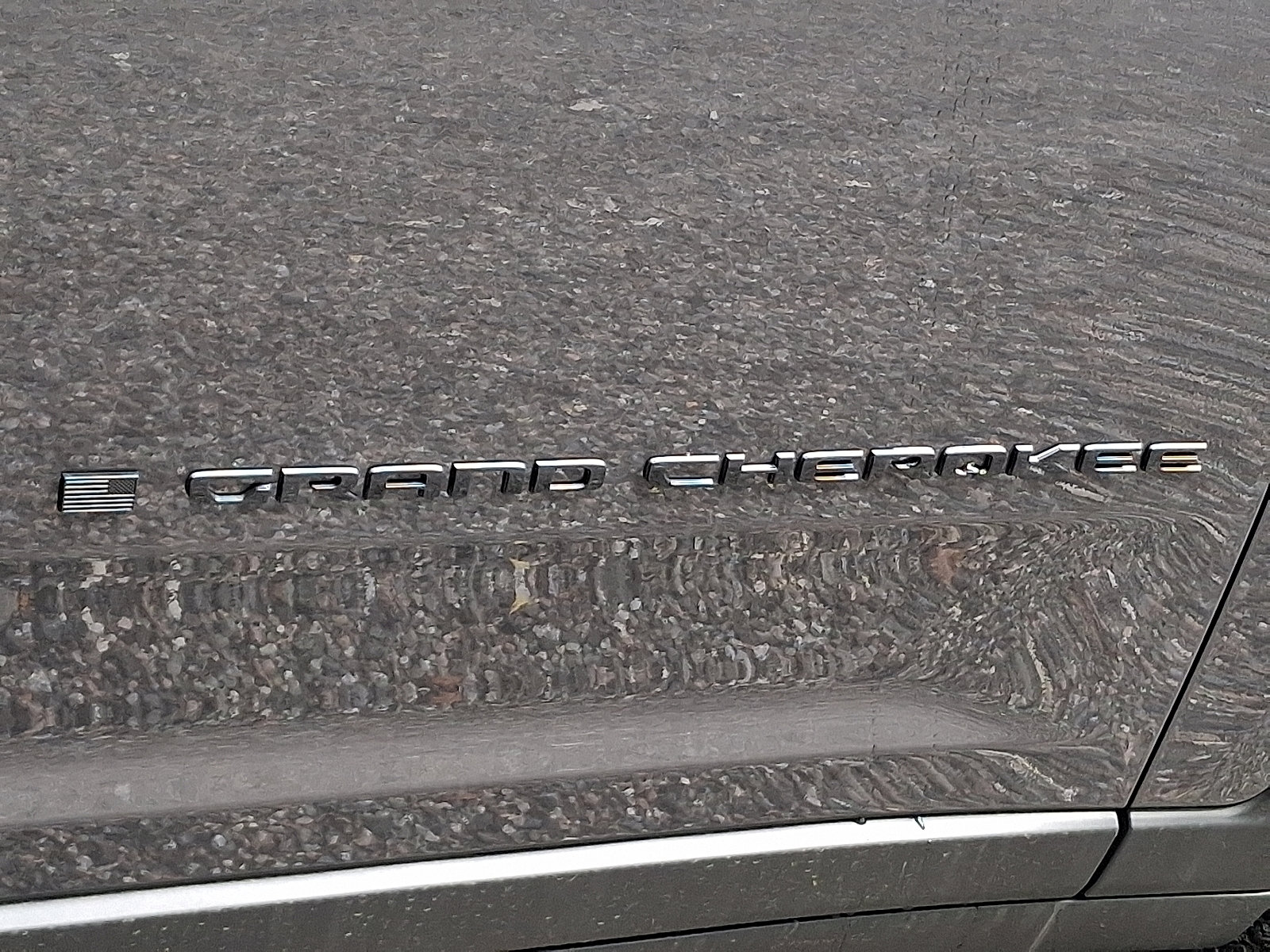 New 2025 Jeep Grand Cherokee L Limited w/ Black Appearance Package image 17