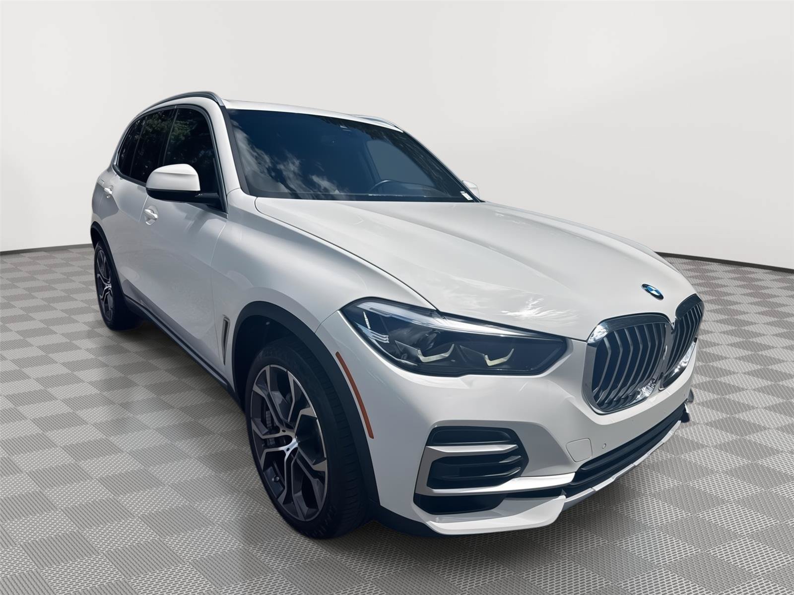 Used 2022 BMW X5 sDrive40i RWD image 4
