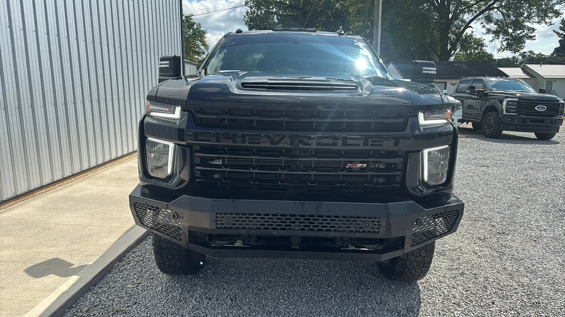 Used 2022 Chevrolet Silverado 2500 LT w/ Midnight Edition AWD/4WD image 15