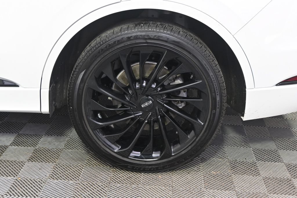 Used 2023 Lincoln Aviator Reserve w/ Equipment Group 201A AWD/4WD image 20