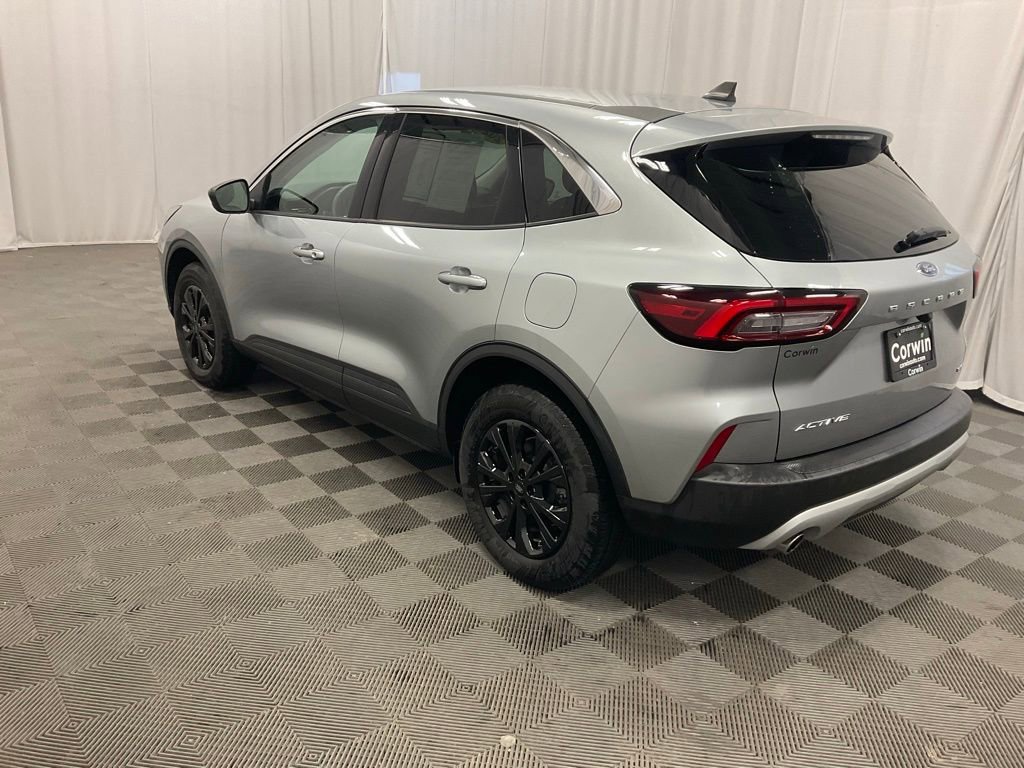 Used 2024 Ford Escape Active image 8