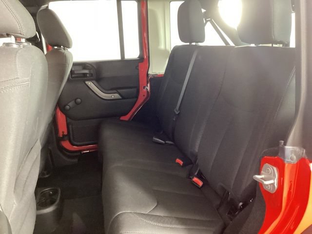 Used 2018 Jeep Wrangler Unlimited Sport AWD/4WD image 27