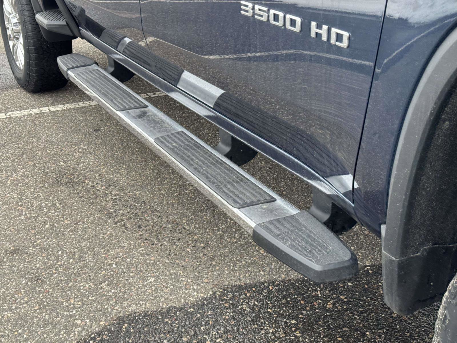 Used 2020 Chevrolet Silverado 3500 High Country w/ Z71 Off-Road Package image 9