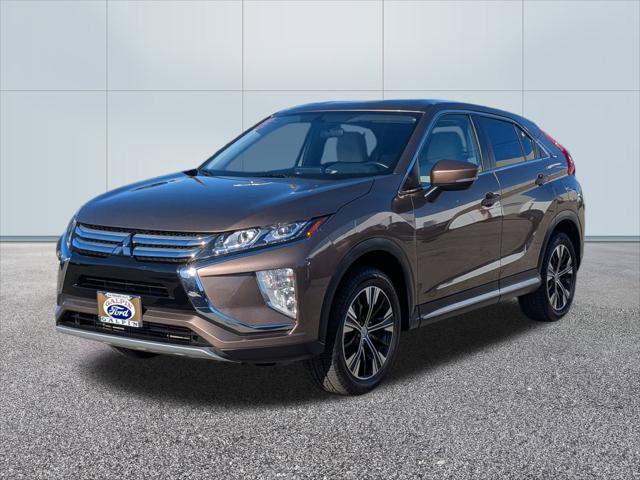 Used 2018 Mitsubishi Eclipse Cross SE image 1