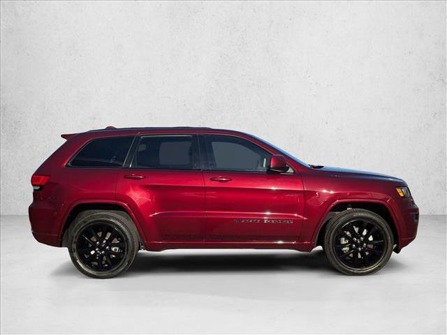 Used 2022 Jeep Grand Cherokee Laredo X image 4